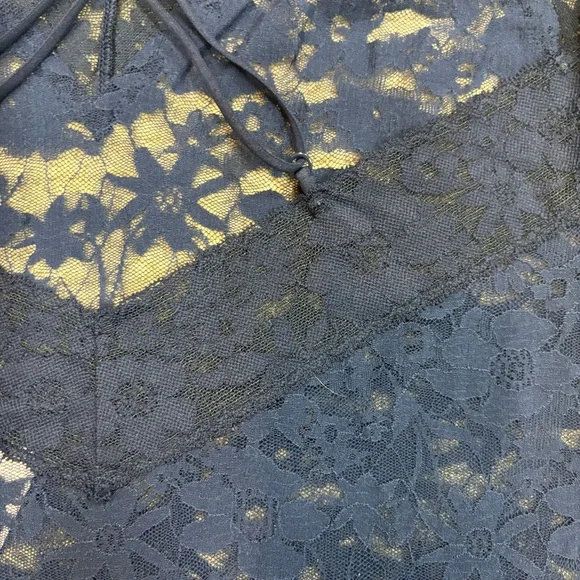 Victoria’s Secret Navy Lace Slip Lingerie Chemise Size Large - Picture 8 of 10